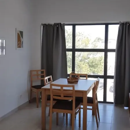 Апартаменты Apartamento Estudio Palmela Village